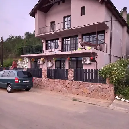 Homestay Casa Laura *